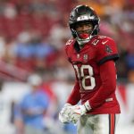 Shilo Sanders ejected after throwing punch at Bills player
