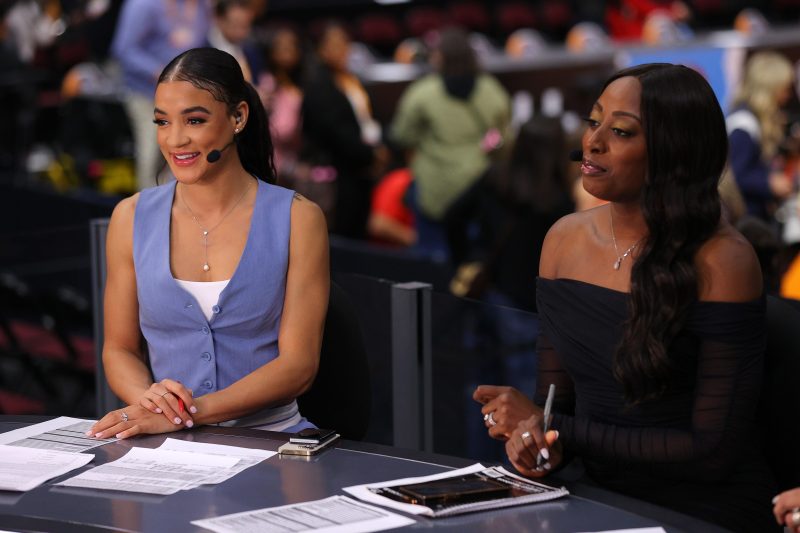 With new host, ESPN College GameDay returns to NCAA women’s basketball