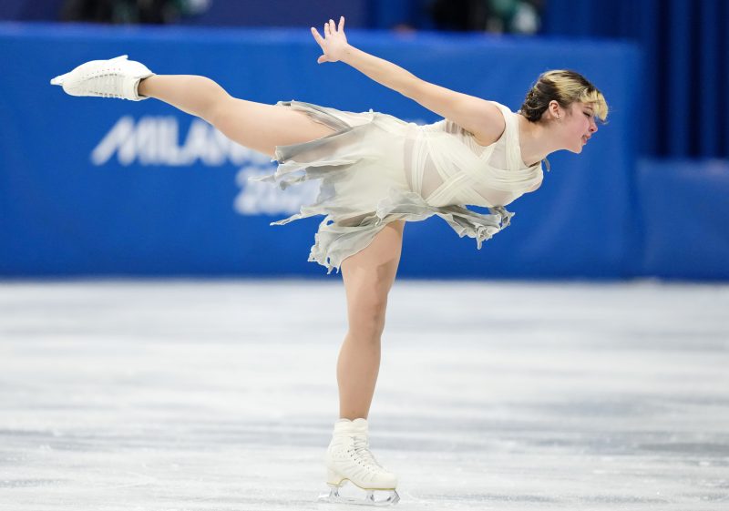Olympics figure skating live results: Team USA women begin short program